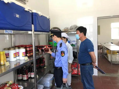 新河市场监管所全面推进辖区夏季餐饮服务食品安全监管工作